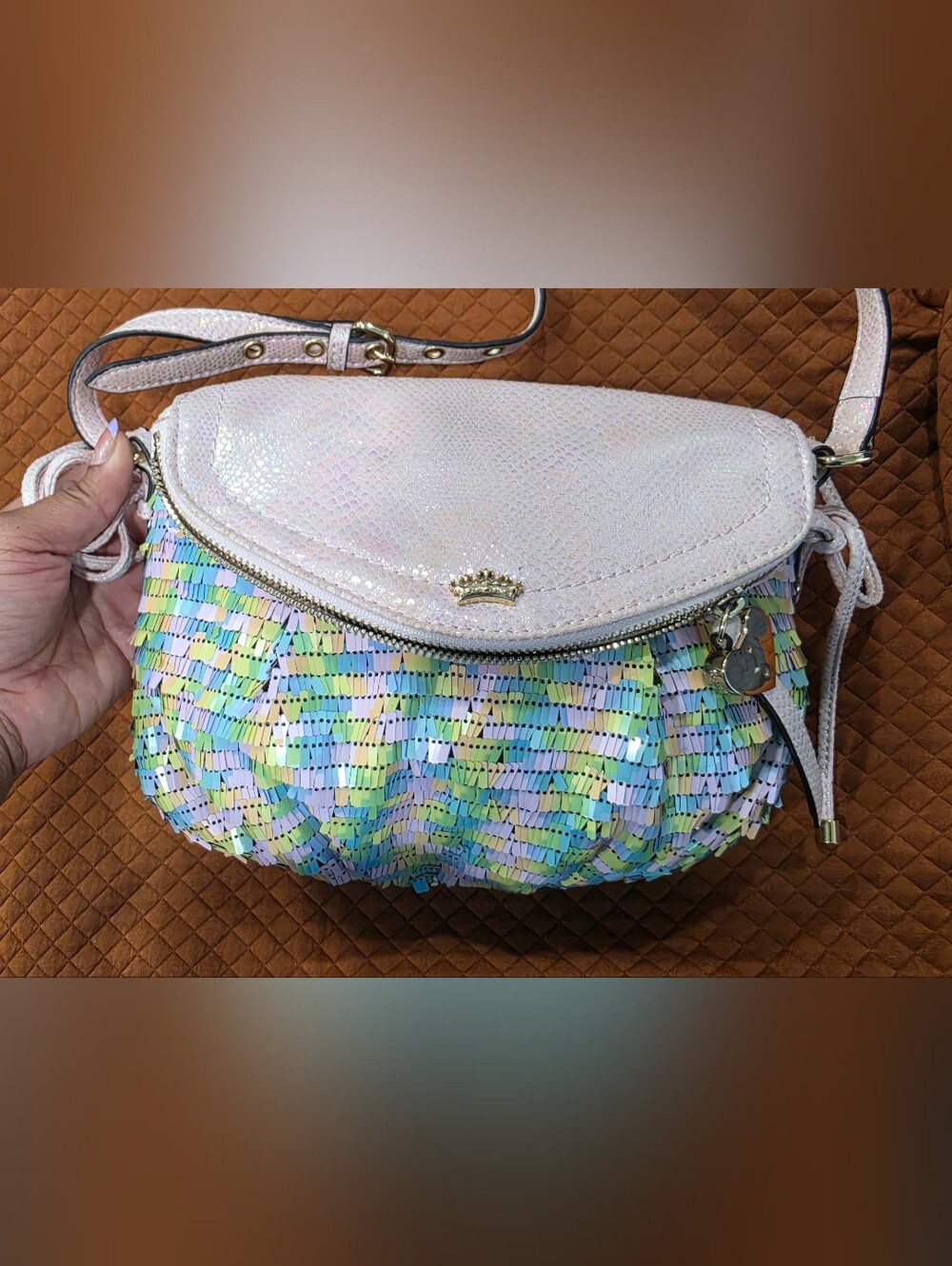NWOT Juicy Couture Iridescent Pastel Sequin Crossbody Bag - White/Pastel